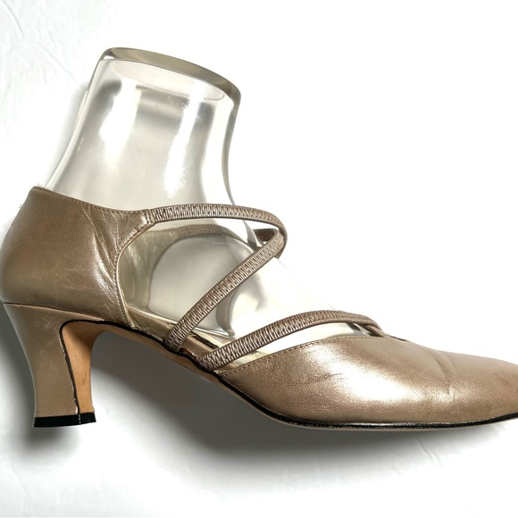 Ingledews Spain Collection Grenada Leather Dress Dance Pumps Pearl Beige sz 8.5 - Picture 4 of 16